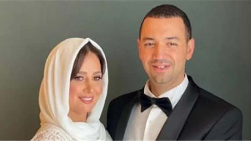 حلا شيحة.. مسيرة قصيرة في الفن وجدل مستمر خارجه بزواج وطلاق واعتزال