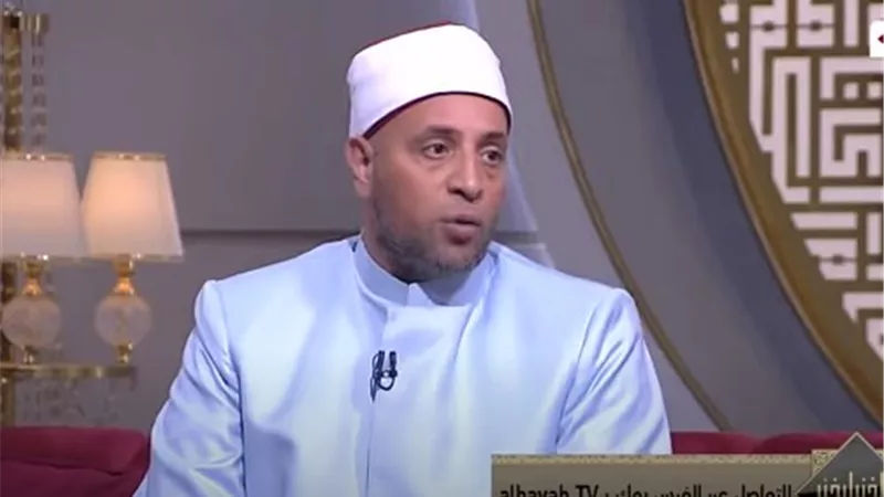 بشتغل بدون علم زوجي.. حلال أم حرام؟.. أزهري يجيب | فيديو