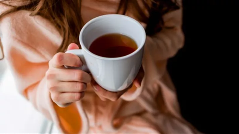 علاج انتفاخ البطن والإمساك بالأعشاب