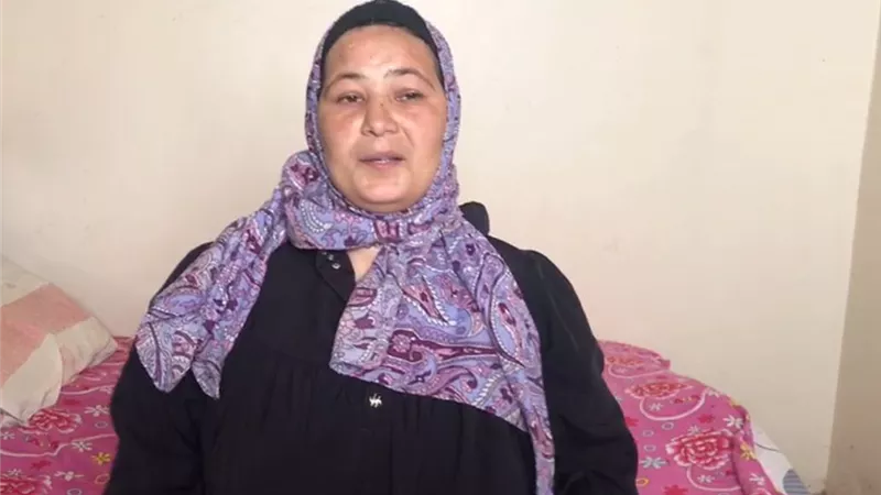 مريض بالسادية.. زوج يقتل زوجته من التعذيب بالحرق وعصى «المقشة»