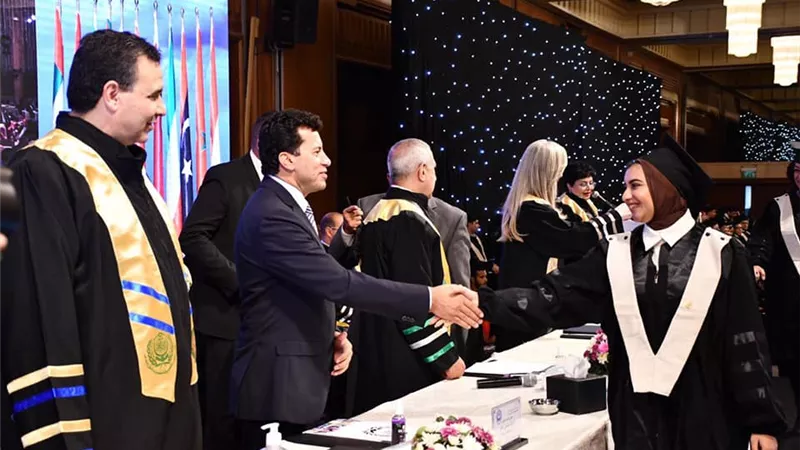 وزير الشباب: الأسرة المصرية هي صاحبة الإنجازات الرياضية 