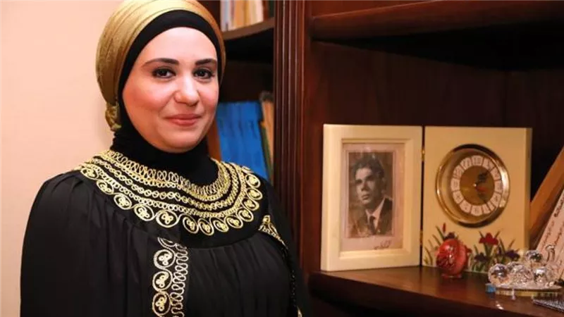 زوجة تطلب الطلاق: جوزي بيضربني عشان أجامعه | فيديو