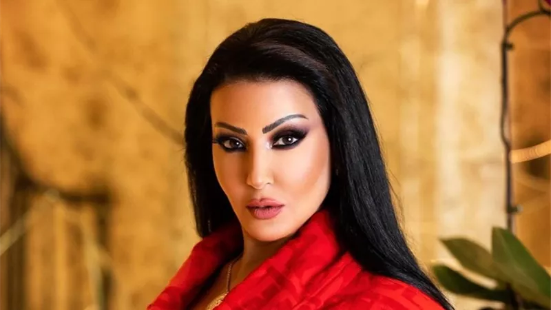سمية الخشاب تفتح النار على المتنمرين