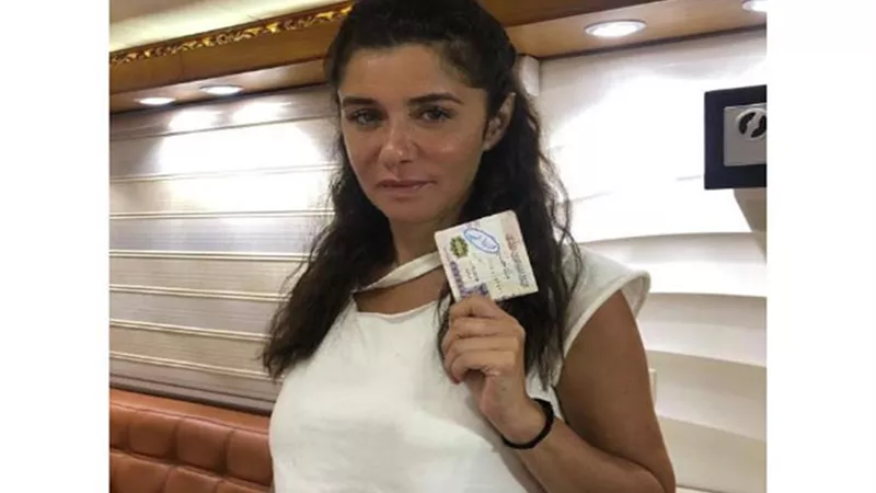 غادة عادل راقصة شعبية بـ 
