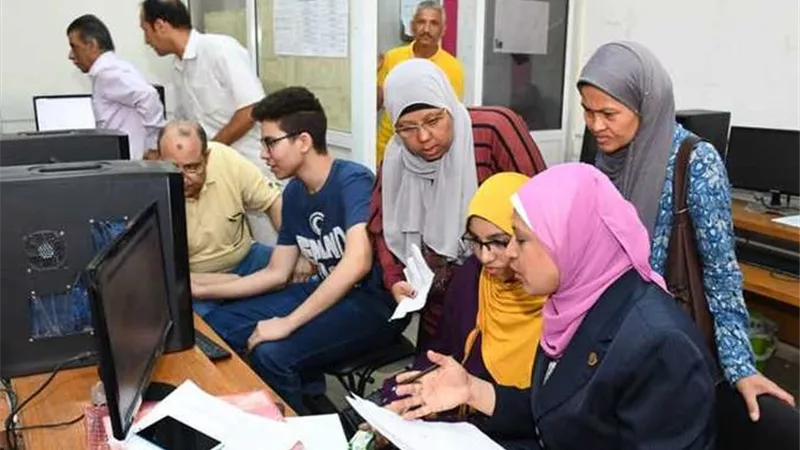 أولياء الأمور في قبضة سماسرة التعليم الجامعي.. ومطالب برلمانية بتخفيض الرسوم