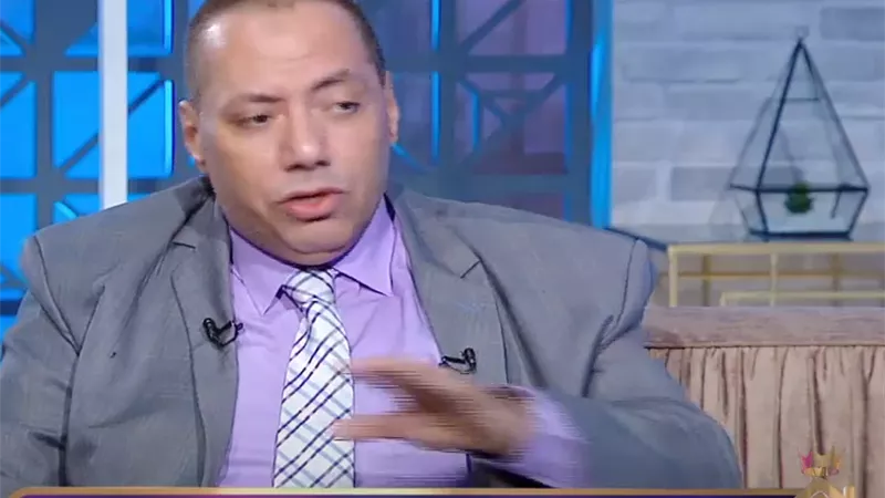 هل الاكتئاب مرض وراثي؟.. استشاري طب نفسي يُجيب | فيديو
