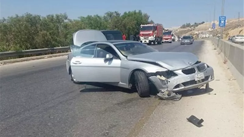 مصرع الابن.. وحالة الأم حرجة في حادث سيارة ملاكي بطريق بنها المنصورة