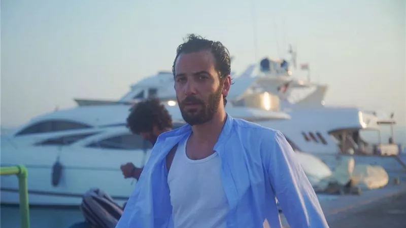 قريبًا.. كريم قاسم في 