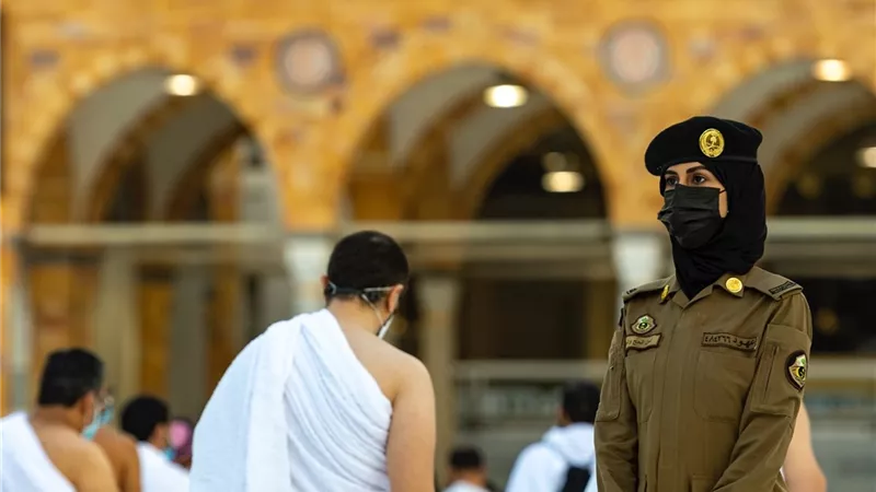 «فاطمة والعنود».. امرأتان تدخلان تاريخ السعودية 