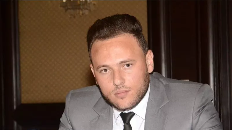 خبير تسويق يُحذر.. إعلانات «فيسبوك» خطر على حياتك