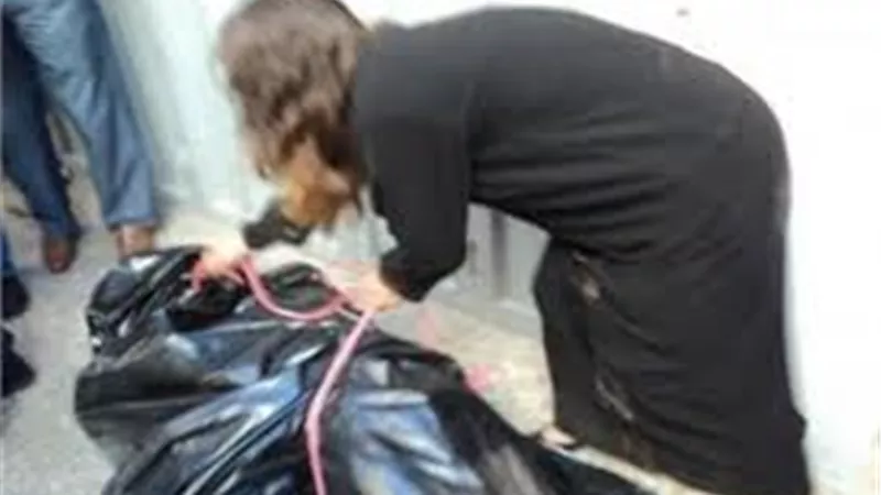 فصلت رأسه عن جسده.. زوجة تقتل زوجها بسبب تقليد 
