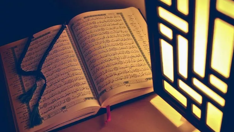صغيرة السن تتقن القران بأحكامه/ فيديو