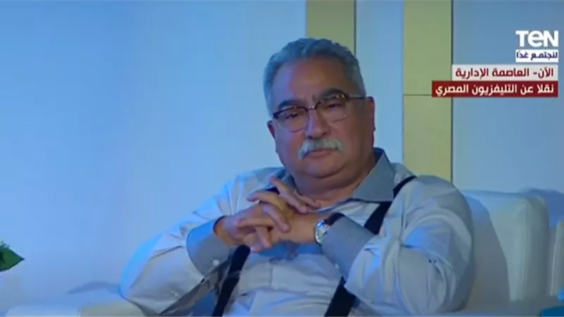 الرئيس السيسي لـ إبراهيم عيسى: «ما ينفعش اقطع التموين.. الناس تعبانة»| فيديو