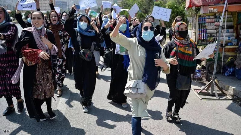 طالبان تقر الفصل بين الجنسين في جامعات أفغانستان
