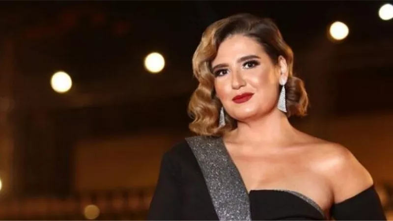هنا شيحة تظهر بإطلالة جريئة