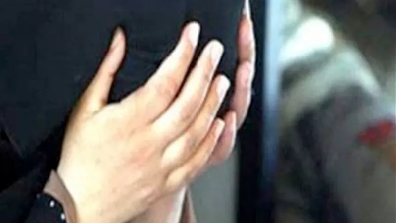 أم فقدت إنسانيتها.. باعت جسد ابنتها بـ100 جنيه! 