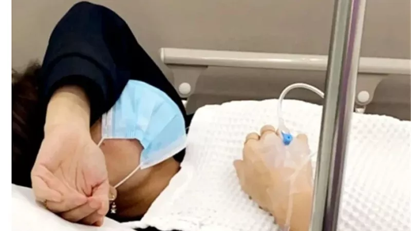 نقل الفنانة الكويتية مها محمد إلى المستشفى بسبب وعكة صحية