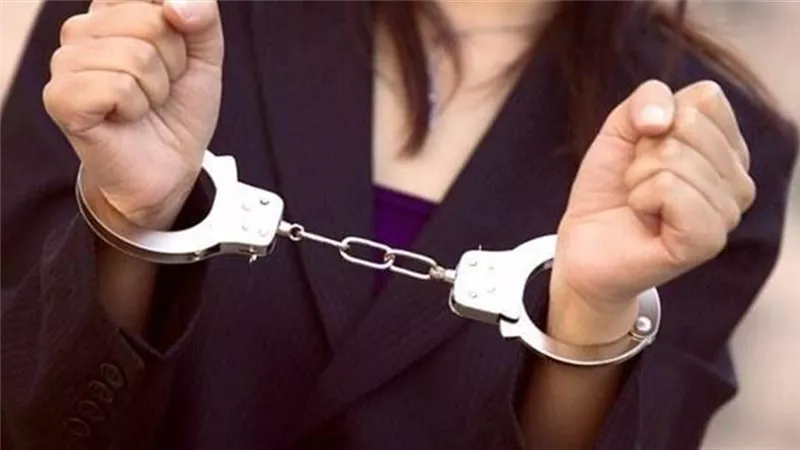 بعد شهر ونصف.. امرأة تبلغ عن ضرتها بقتلها زوجها