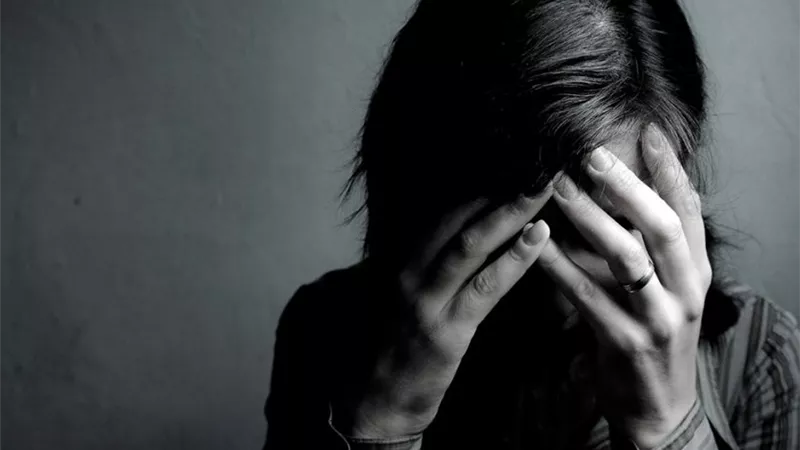 مطلقات خرجن من زنزانة الزواج إلى مجتمع السجانين