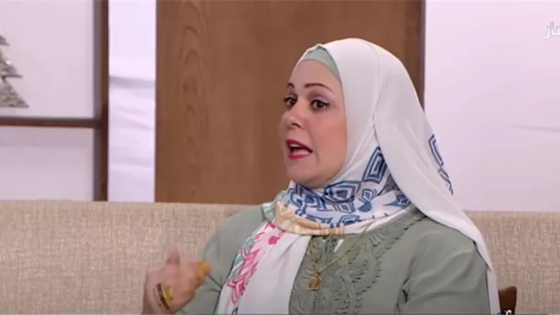 ما أسباب نظرة المجتمع السيئة للمطلقات؟! | فيديو