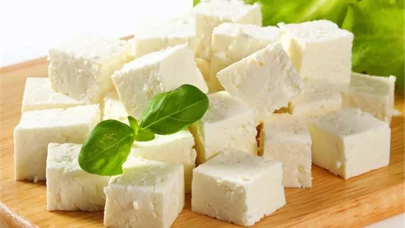 أنواع من الجبنة لا تزيدك في الوزن