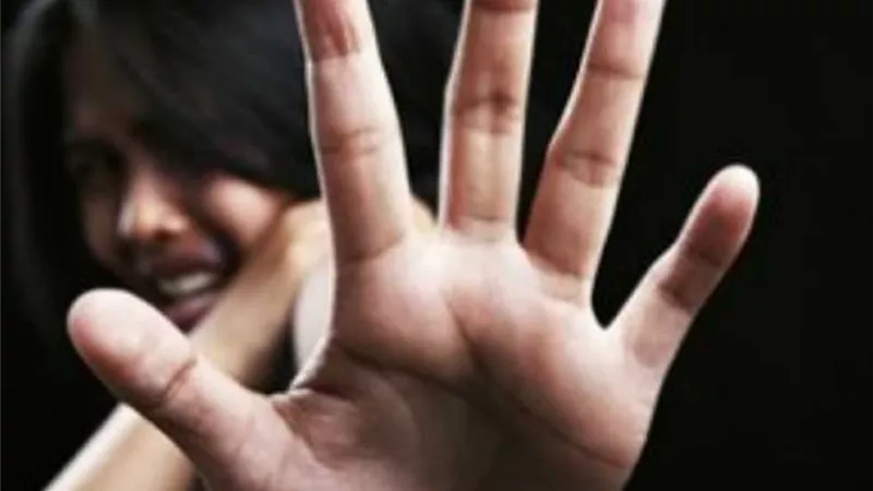 ضبط مبرمج كمبيوتر تحرش بفتاة على إنستجرام