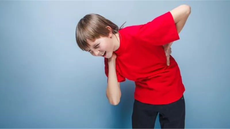 أسباب آلام الظهر عند الأطفال