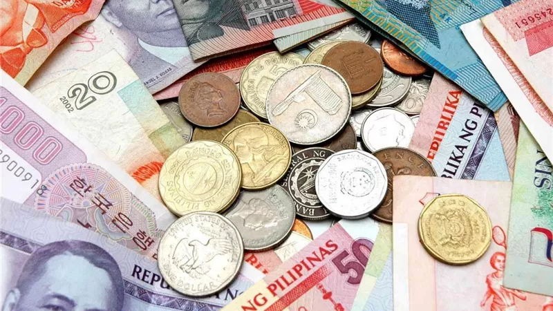 أسعار العملات العربية والأجنبية اليوم