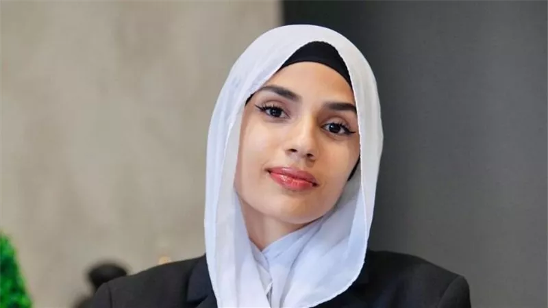 مريم علي أول وأصغر مصرية تترشح لانتخابات بلدية روما | فيديو