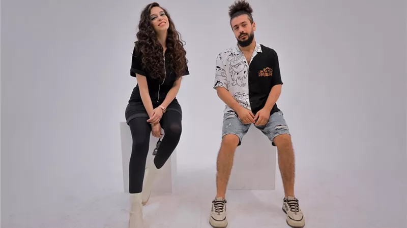 عمر زكي لـ هير نيوز: صولا عمر فنانة شاملة وطرح 