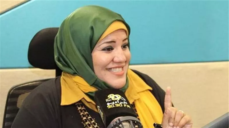 «لو بعيد عنك».. 10 رسائل تجعل زوجك يشتاق إليكِ 