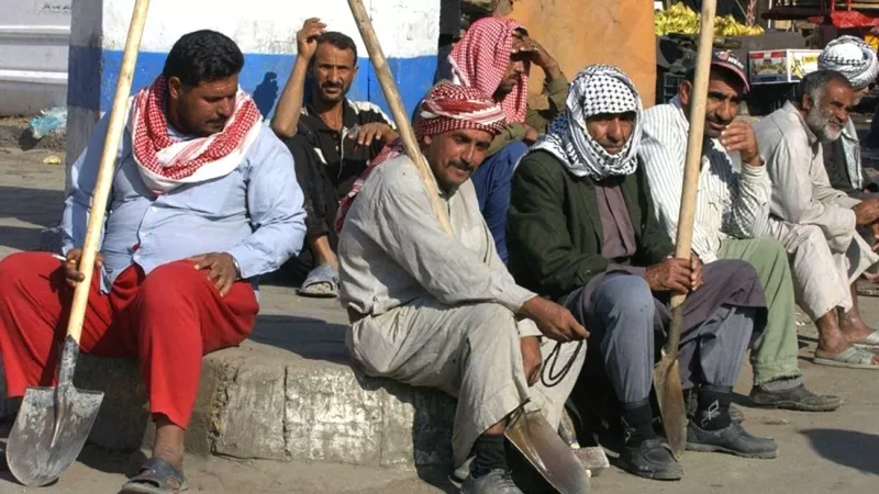 محام لـ هير نيوز: قانون العمل الجديد يُنهي نظام السخرة للعاملات باليومية 