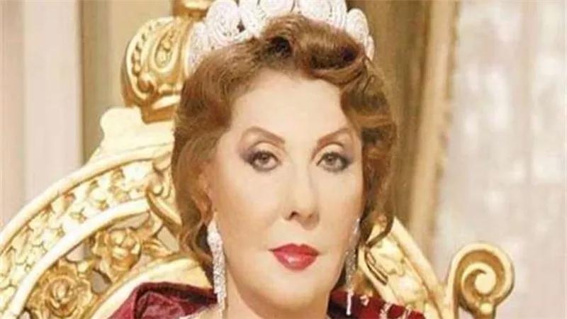 تفاصيل مثيرة.. الخادمة تسرق مصوغات نادية الجندي