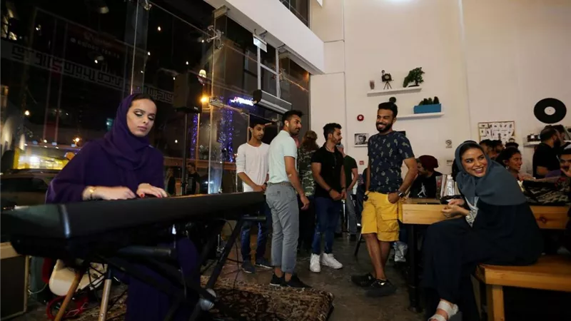 أساتذة علم نفس واجتماع: الاختلاط ليس سببًا في جرائم التحرش 