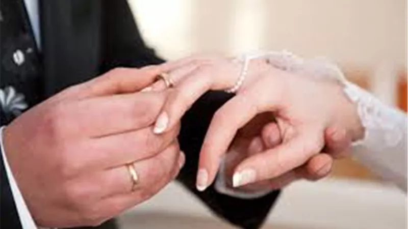 استشاري علاقات أسرية تُقدم 16 نصيحة لحياة زوجية سعيدة