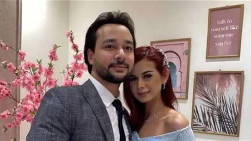 منة عرفة تعود لزوجها وتوجه رسالة لمتابعيها 