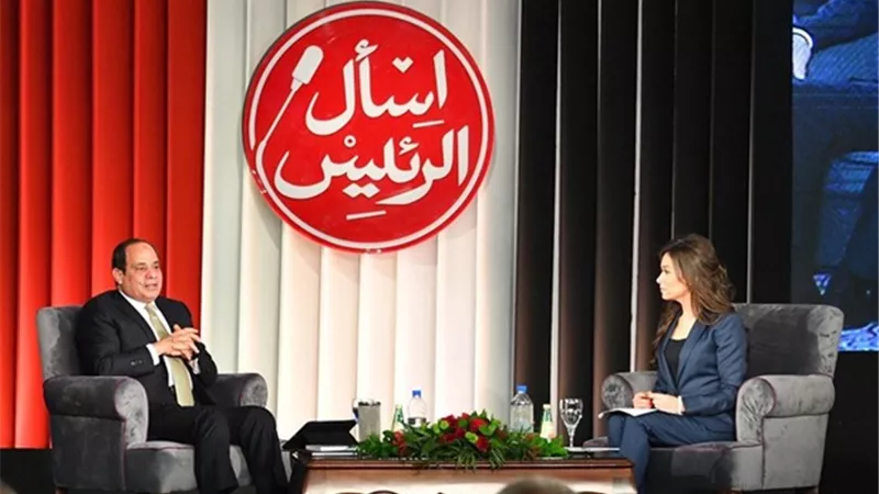 الرئيس والمرأة| السيسي: «أنا وزير المرأة.. والرسول أوصى بها»| فيديو