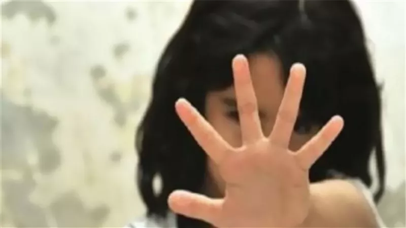 عمرها 11 عامًا.. المؤبد لعاطل هتك عرض طفلة في دار السلام