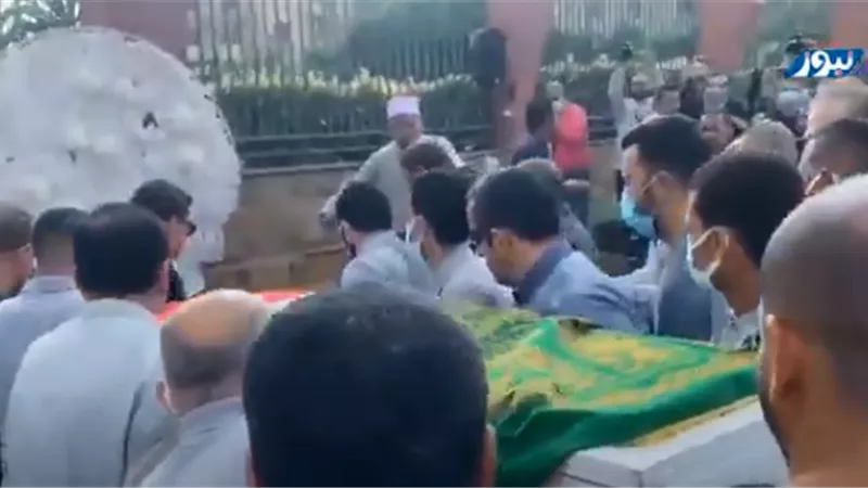 تشييع جثمان الفنانة سهير البابلي من مسجد الشرطة || فيديو 