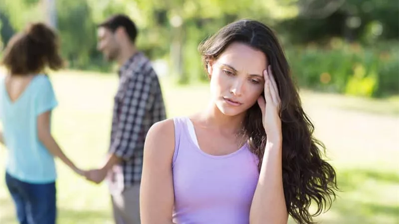 حكايات تكشف معاناة الزوجات مع «الضرة».. حنان: «عشت من أجل أولادي» وليلى: «كنت أتعذب كل يوم»