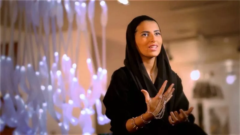 ريم الكنهل مصممة أزياء الأميرات.. «سعودية وصلت للعالمية»