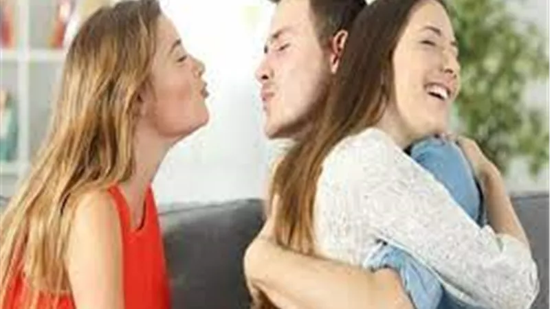 نرمين تريد خلعًا لأنه مدمن حرام   