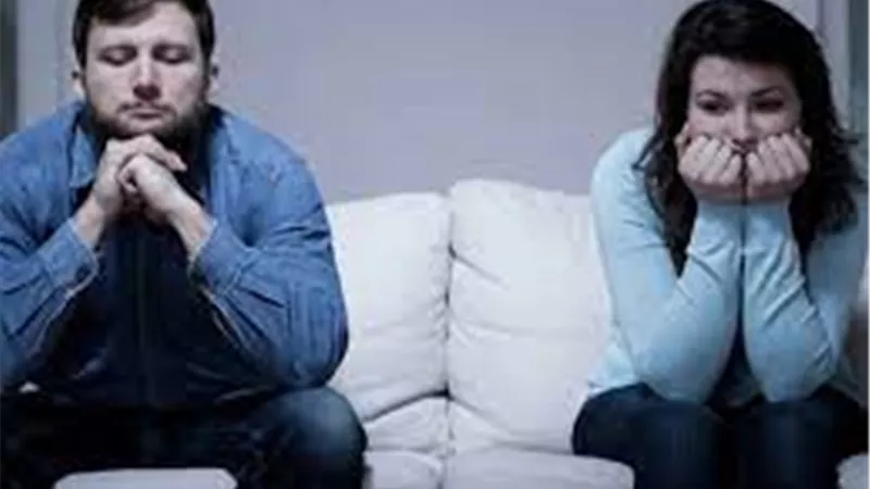 زوجي نصف حصان وأخرى: رائحته كريهة.. كيف أوصلتهن العلاقة الحميمية للطلاق؟