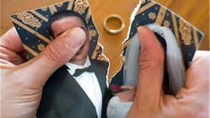 تزوج عليها زوجها ثلاثة.. ولا يعطيها حقها الشرعي