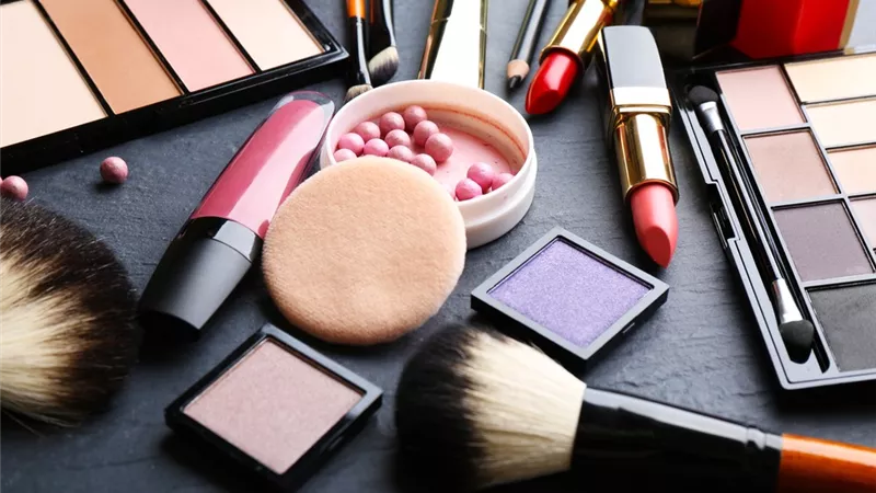 تعرفي على أقصى مدة صلاحية للمكياج مهما كان نوعه