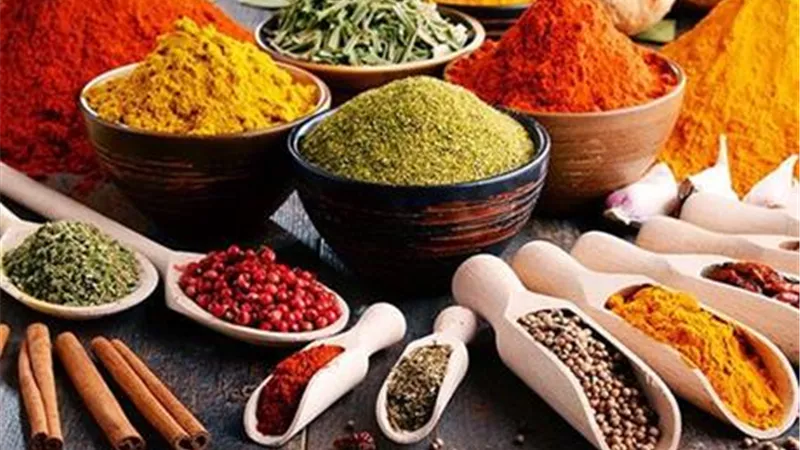 بهارات للوجه.. 7 توابل مفيدة لنضارة بشرتك