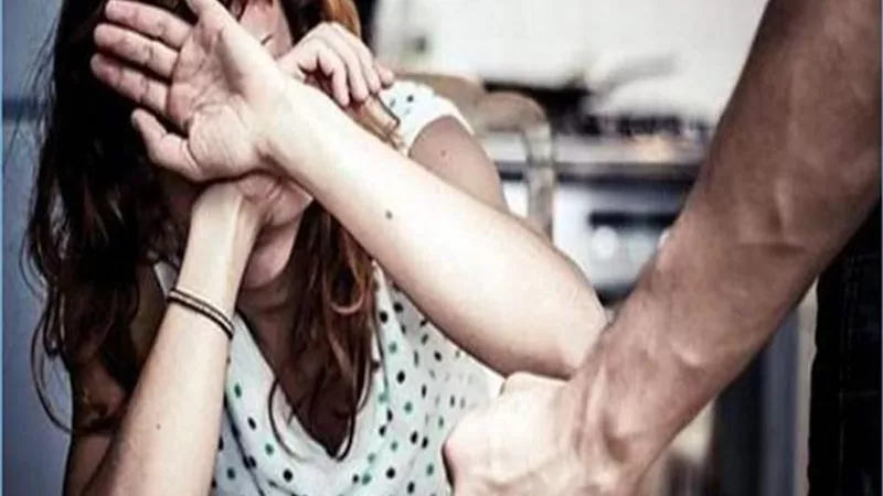 القصة الكاملة لاستغاثة سيدة بني سويف.. مريم: «جوزي قالي هشوهك بمية نار»