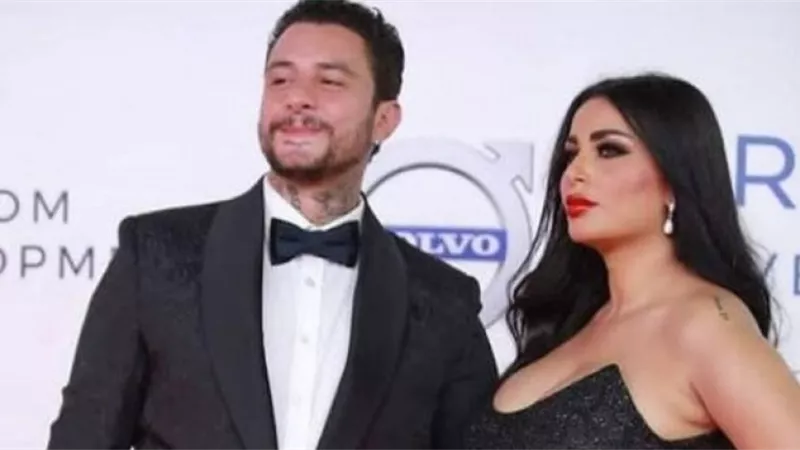 بعد عِشرة سنين.. انفصال أحمد الفيشاوي عن زوجته ندى الكامل