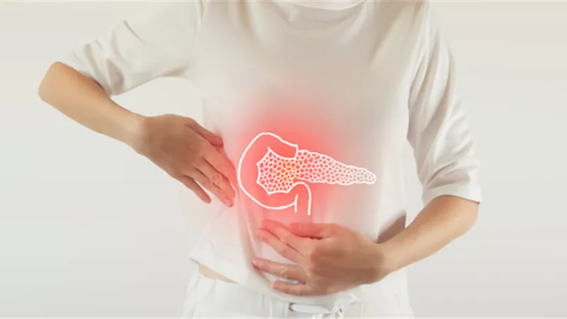 بعد مرض مي عز الدين بها.. ماذا تعرفين عن كريزة المرارة وأعراضها؟