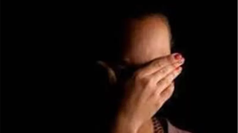 اعترافات زوجة خائنة: والدي سبب انحرافي 